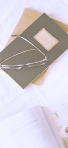 ノートとめがね1