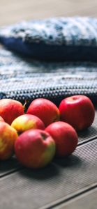 クッションとりんご2