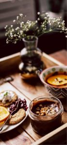 ホテルのルームサービス2