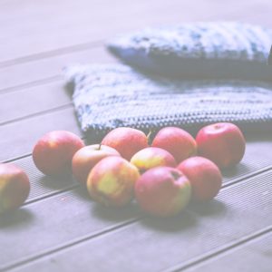 クッションとりんご2