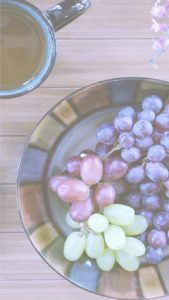 お皿にのせたぶどう1