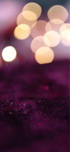 ワインカラーの布1