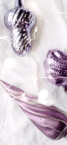 紫色の飾り1