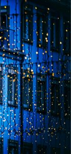 クリスマスの青いビルの飾り1