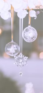 透明のクリスマスツリーの飾り3