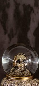 ガラスの中のドクロ2