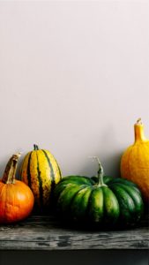 板の上のかぼちゃ2