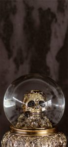 シルバードクロのガラス玉2