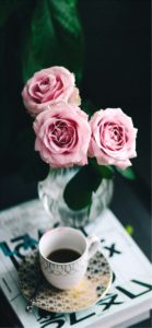 ピンクのバラとコーヒー2