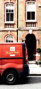 赤い郵便車1