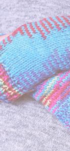 鮮やかな色の手袋2