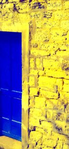 黄色い壁