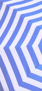 ブルーのストライプの傘1