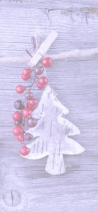 赤い実ともみの木のツリー飾り1