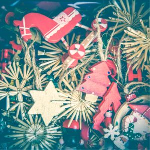 木製のツリー飾り6