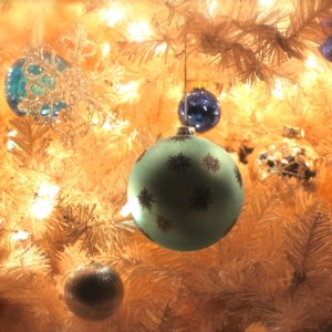 白いクリスマスツリー2