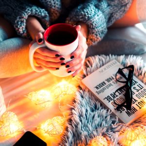 部屋でくつろぐクリスマス2