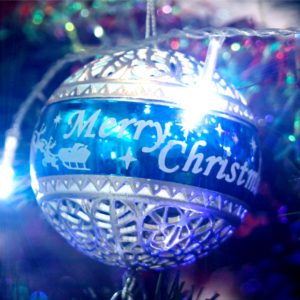 銀色と青のツリー飾り1