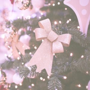 金のリボンのツリー飾り2