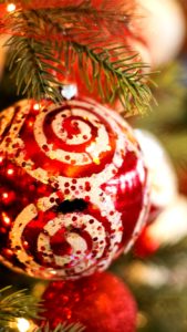 赤いツリー飾り2