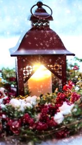 ランタンとクリスマスリース1