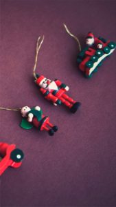 木製のツリー飾り