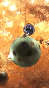 白いクリスマスツリー1