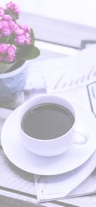 ピンクの花とコーヒー1