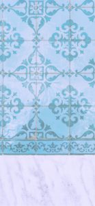 緑のタイルの壁2