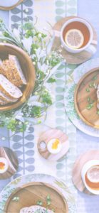 朝食のテーブル2