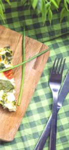 グリーンのチェックのテーブルクロス1