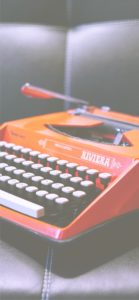 オレンジ色のタイプライター2