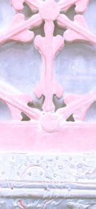 ピンクの飾り窓2