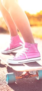スケートボードと女の子2
