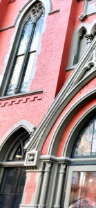 ピンクの壁の建物3