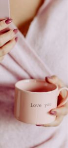 ピンクのマグカップ2