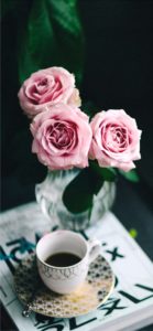 ピンクのバラとコーヒー2
