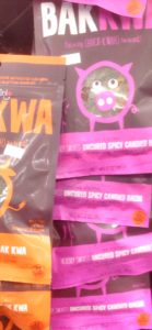 ピンクのパッケージのお菓子1