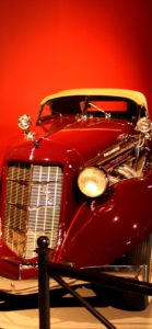 赤いクラッシックカー2