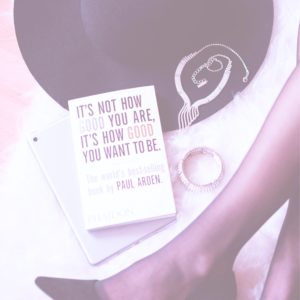 黒い帽子とアクセサリー1