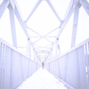 雪が積もった橋1