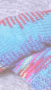 鮮やかな色の手袋2