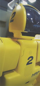 黄色いロボット2