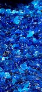 青いガラス片2