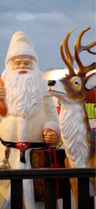 サンタクロースとトナカイ1