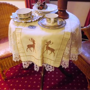 トナカイのテーブルクロス1