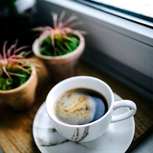 観葉植物とコーヒー3