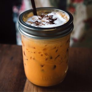 瓶に入ったアイスラテ1