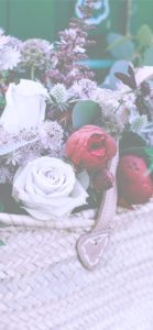 カゴに飾った花4