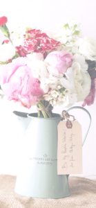 ポットに挿したピンクの花2